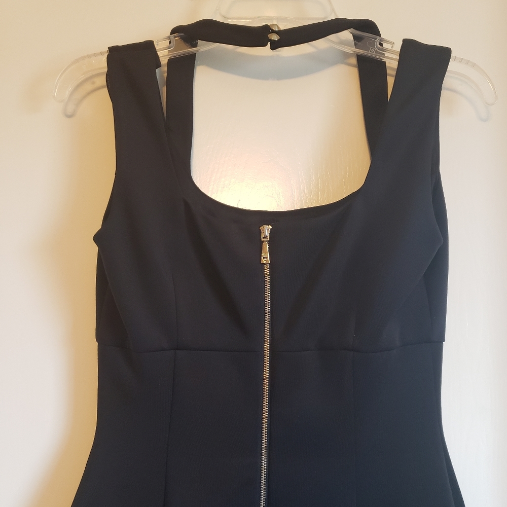 Black Dress - Picture 5 of 9